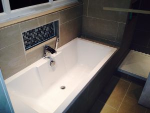 Renovations to en suite, overview 3 of bath